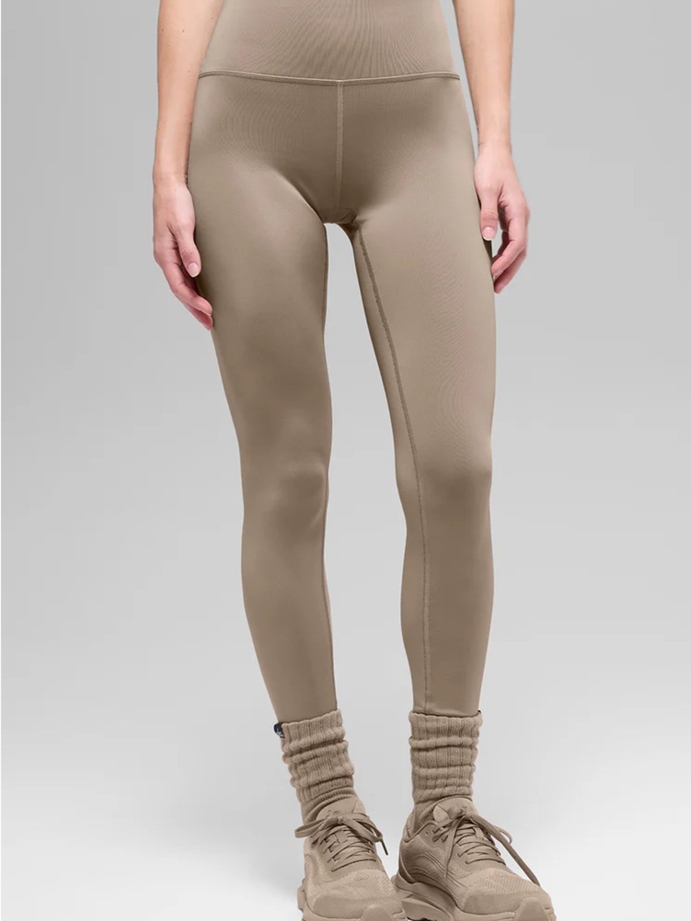 Alo Yoga Airlift Leggings in Gravel